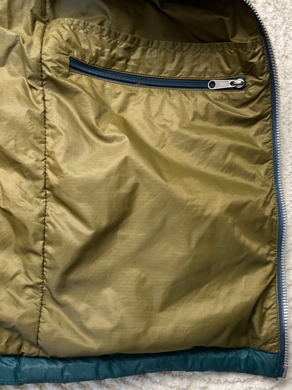COTOPAXI FUEGO DOWN VEST MEN'S SIZE MEDIUM - Picture 13 of 16